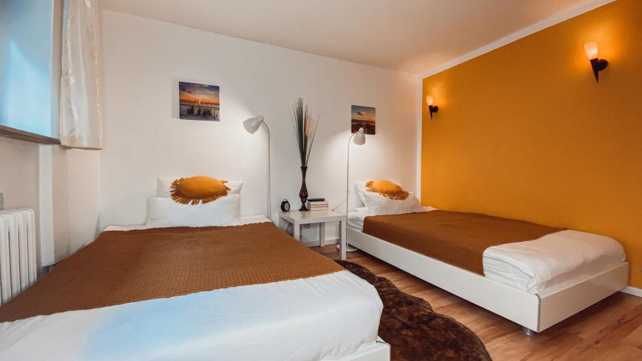 Villa Herkules: Forest-Edge Apartment with Smart TVs and Free Parking Kassel Exterior photo