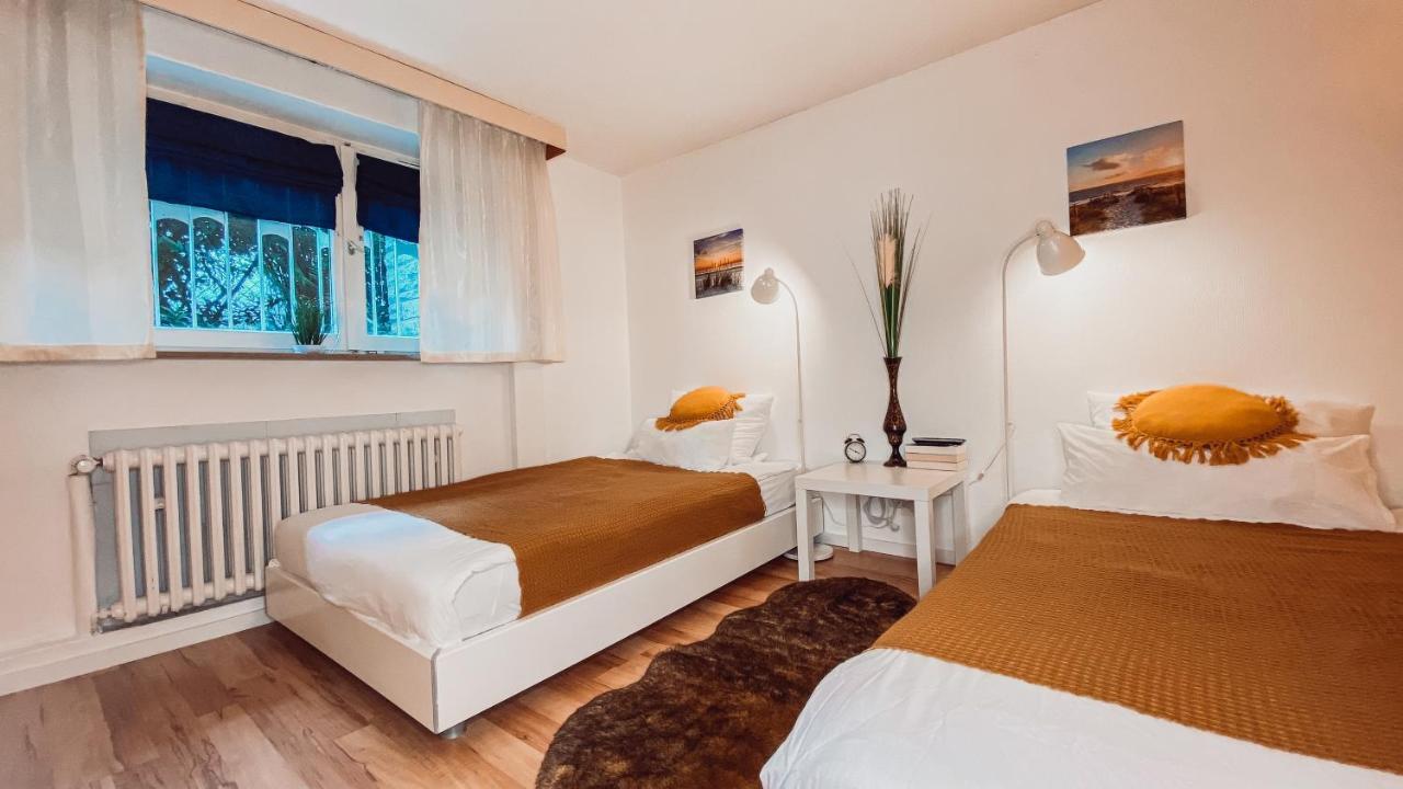 Villa Herkules: Forest-Edge Apartment with Smart TVs and Free Parking Kassel Exterior photo